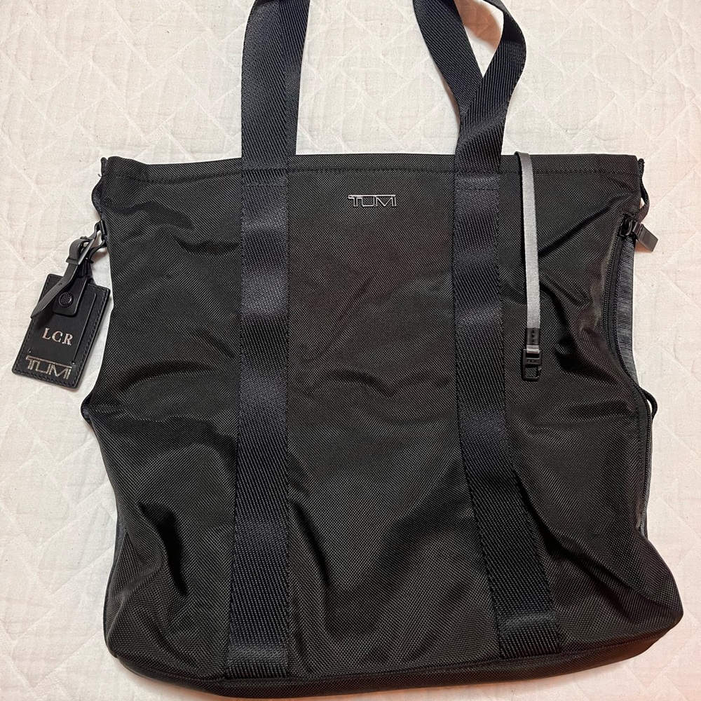 Tumi Sport Essential North/ South Tote